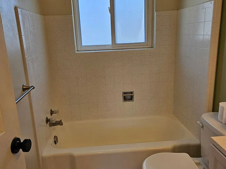 435 W 1250 S — Photo 26