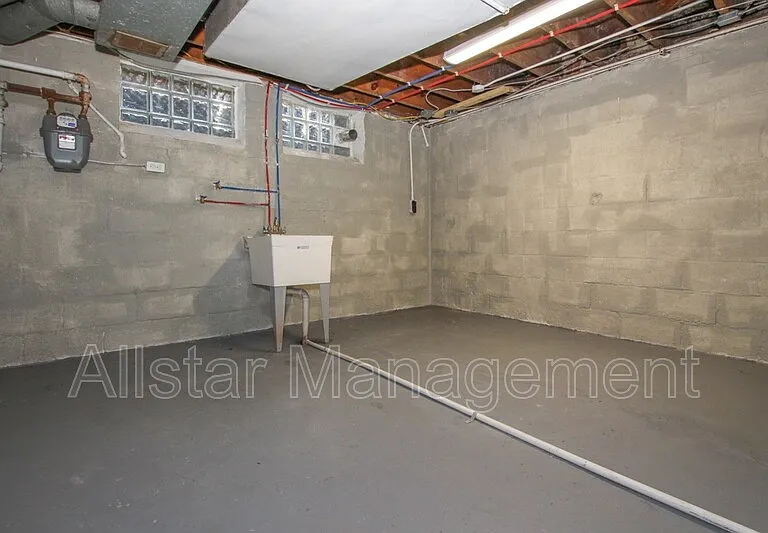 3690 Washington Blvd — Photo 41