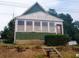 149 N Avenue F, Canton, IL 61520