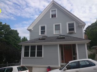 5 Round Hill St, Jamaica Plain, MA 02130