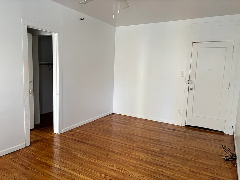 2032 N Milwaukee Ave #209 — Photo 5