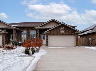 427 Rosewood Dr, Lakeshore, ON N8L 1B9