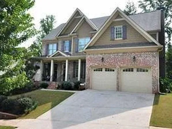1331 Ashbury Park Dr, Hoschton, GA 30548
