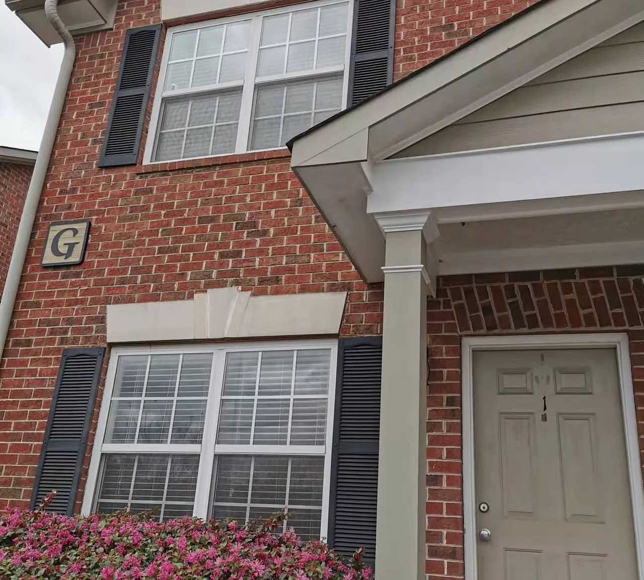 460 Barnett Shoals Rd — Photo 1