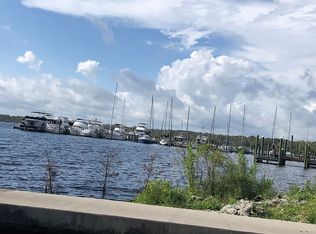 144 Boca Raton Rd, Satsuma, FL 32189