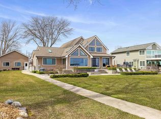 7403 S River Rd, Marine City, MI 48039