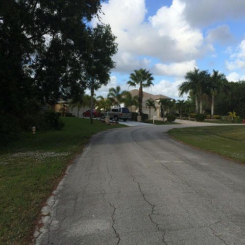 2nd image of 1589 SW Flagami Rd