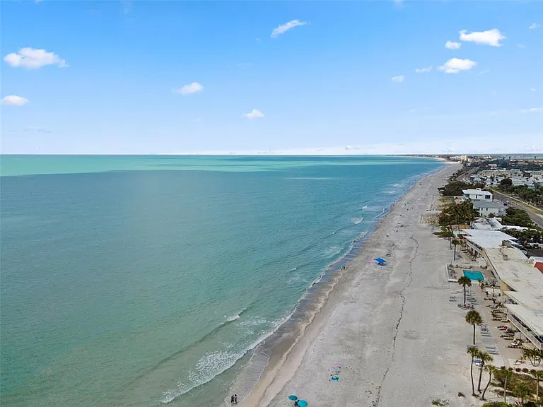 3330 Gulf Of Mexico Dr #104-D — Photo 42