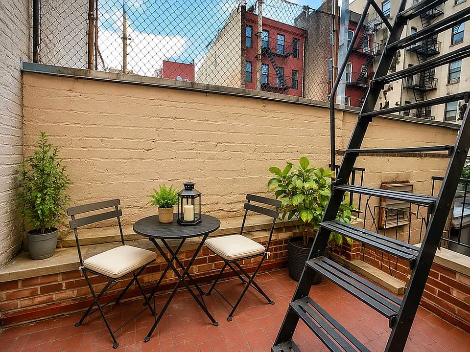 1st image of 234 Mott St APT 5