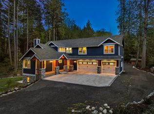 7051 NE Twin Ponds Rd, Bainbridge Island, WA 98110