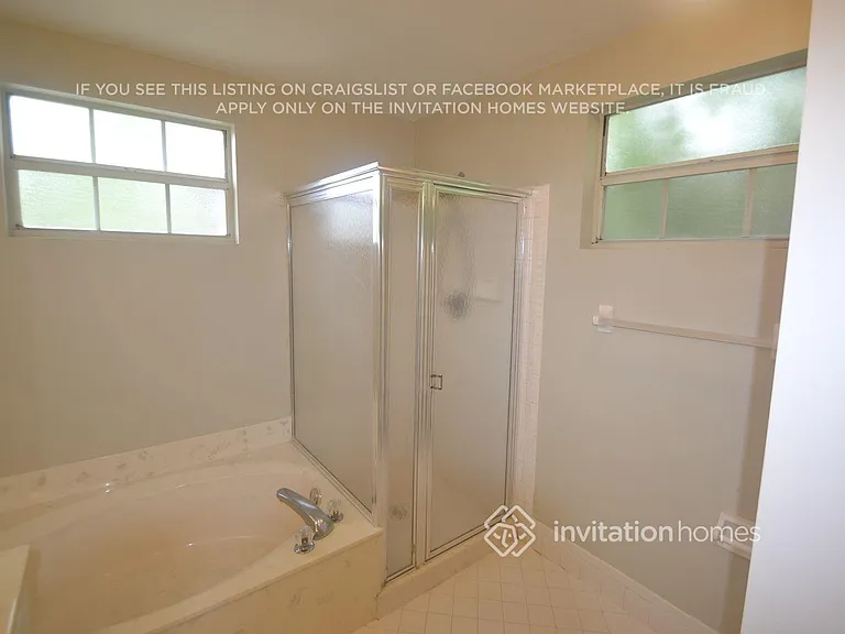 109 NW 117th Ter — Photo 13