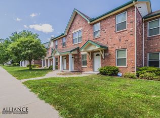 800 Moro St APT 8, Manhattan, KS 66502
