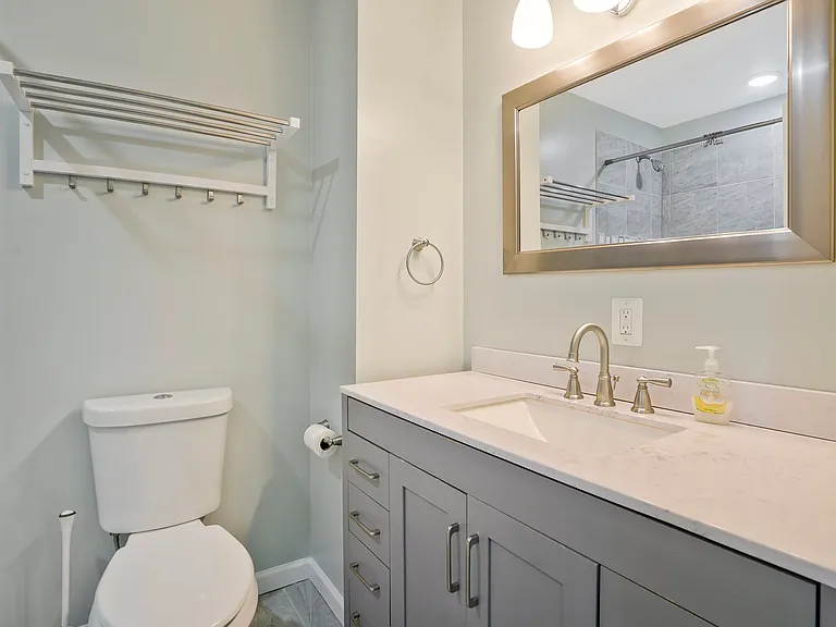 6024 Rixey Dr — Photo 36