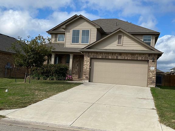 2nd image of 1410 Blue Leaf Dr