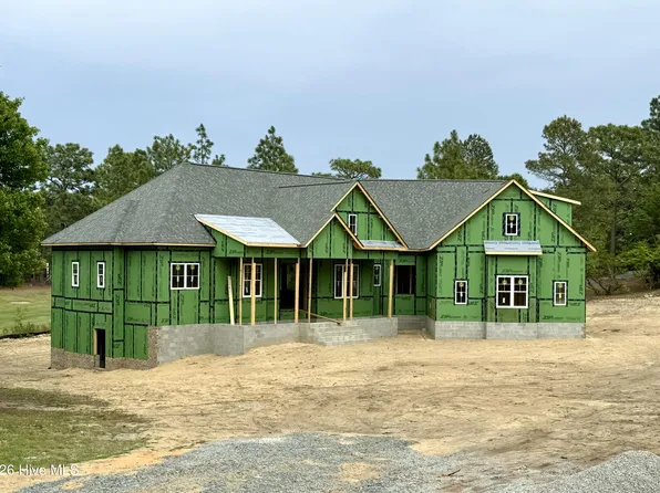 20 New Castle Place, Pinehurst, NC 28374