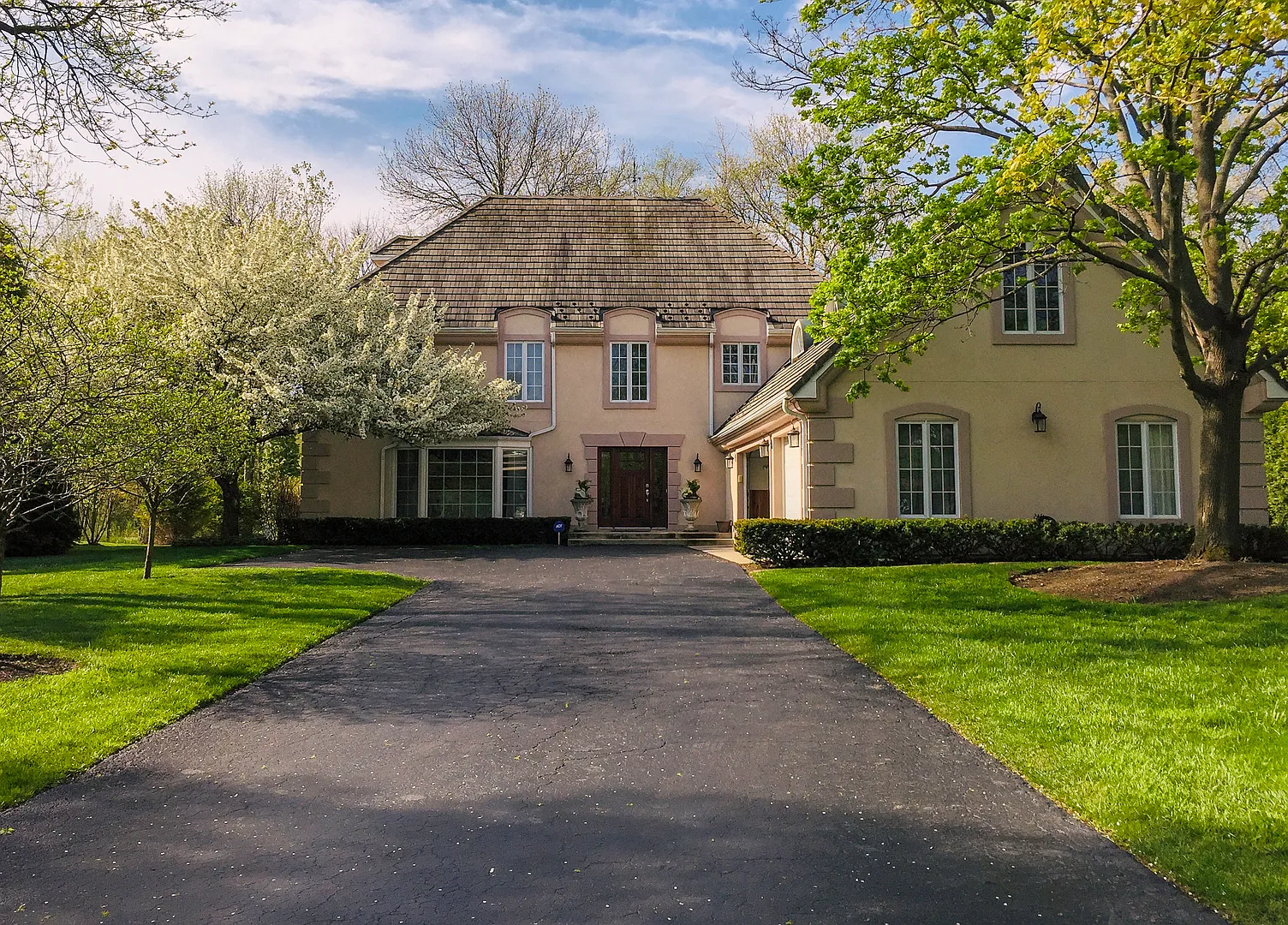 1377 Wild Rose Ln photo 1