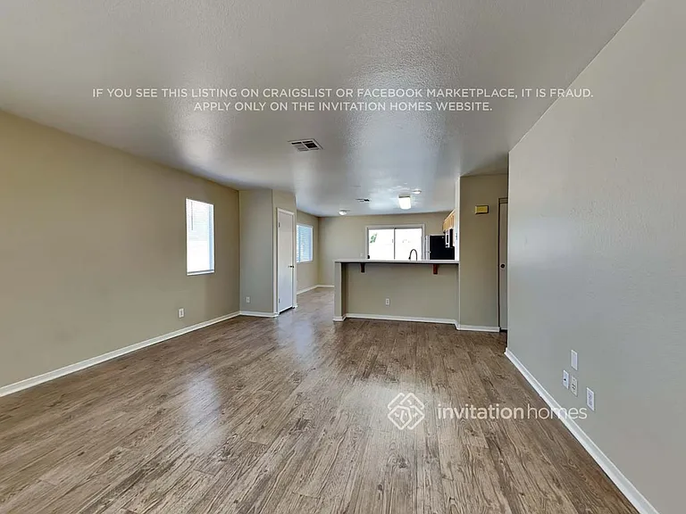 7944 Odysseus Ave — Photo 4