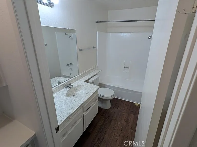 43378 Martini Ct #B — Photo 23