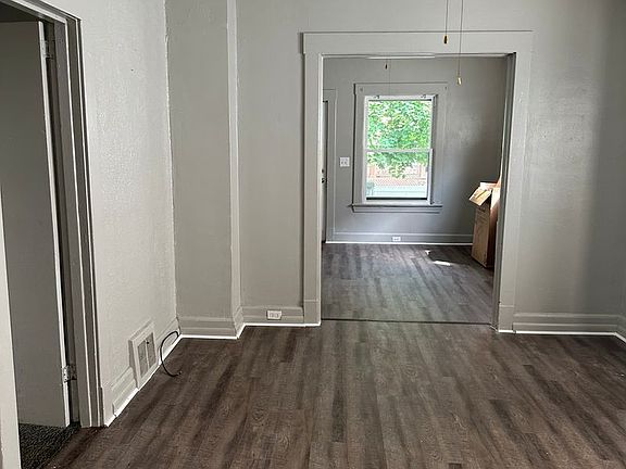 4th image of 3598 W 48th St Floor 1