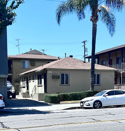 233 E Alameda Ave #A Photo 1