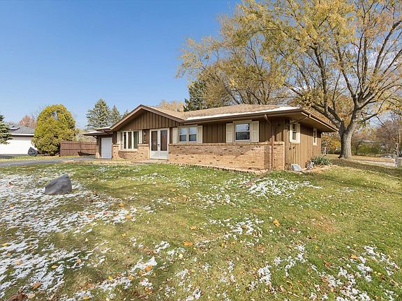 3rd image of 5732 Colleen Ave