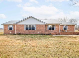 8070 Carneal Rd, West Paducah, KY 42086