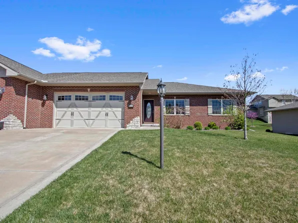 6804 N Grand Fir Dr, Edwards, IL 61528