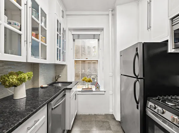 203 West 81st Street image 6 of 8