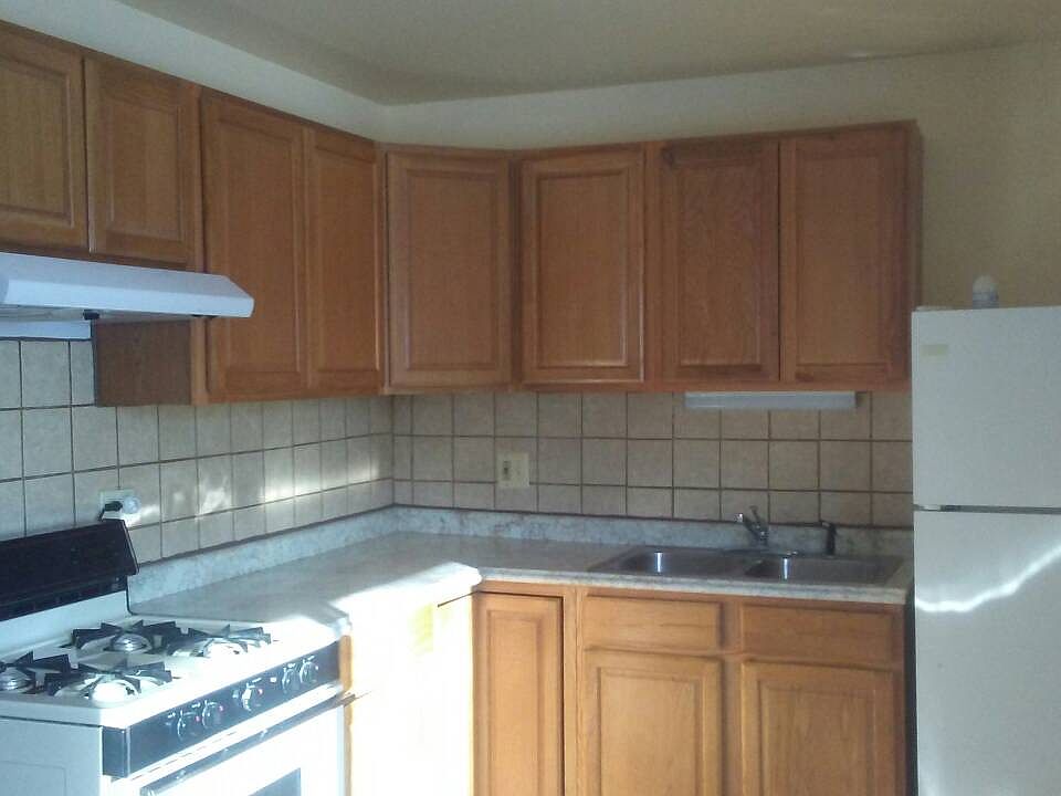 1st image of 2836 224th St