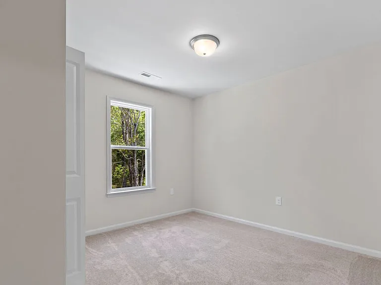 523 Pate Dr — Photo 6