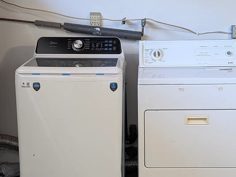 Washer Dryer in Garage