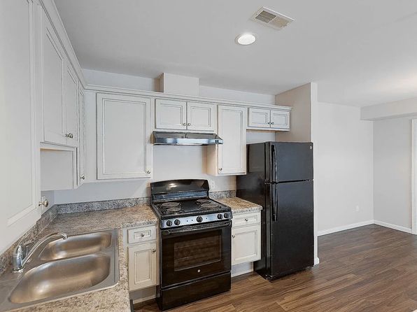 1407 S 34th St #1-110