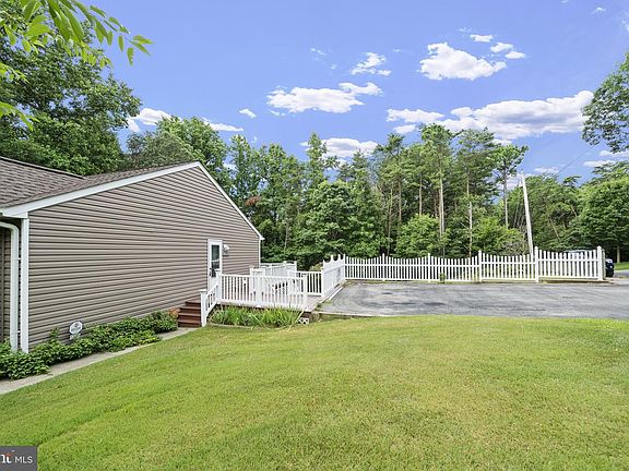 5th image of 12485 Sagebrush Dr