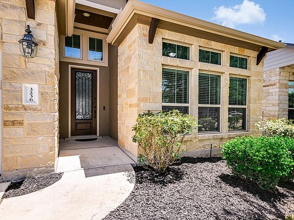 3rd image of 3236 Hidalgo Loop