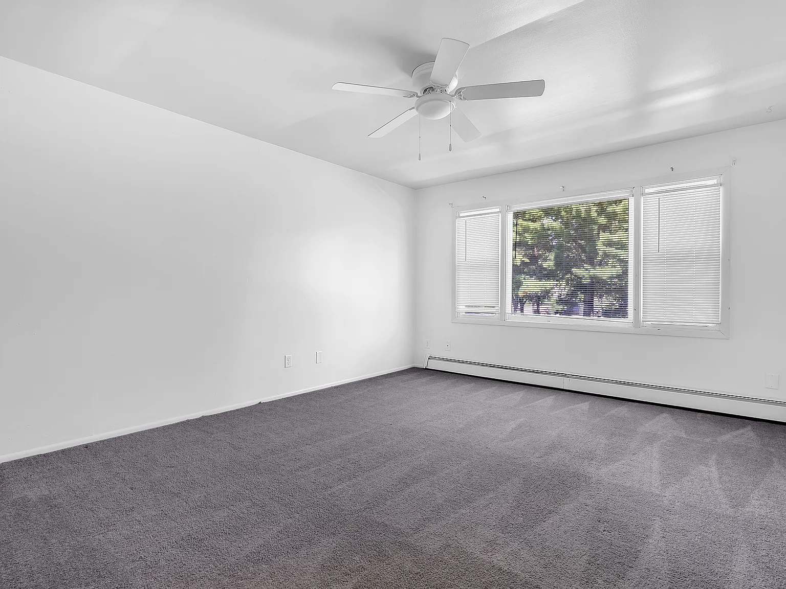 2 bed, 1000 sqft, $1,195 — Photo 2