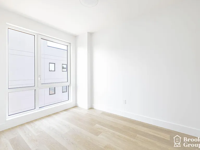 3308 Glenwood Rd #36 — Photo 4