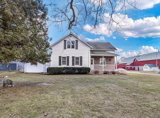 309 N Packer Dr, Francis Creek, WI 54214