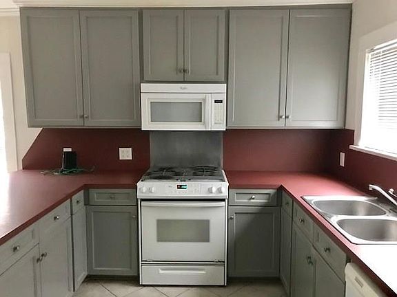 3rd image of 817 S Cokley St