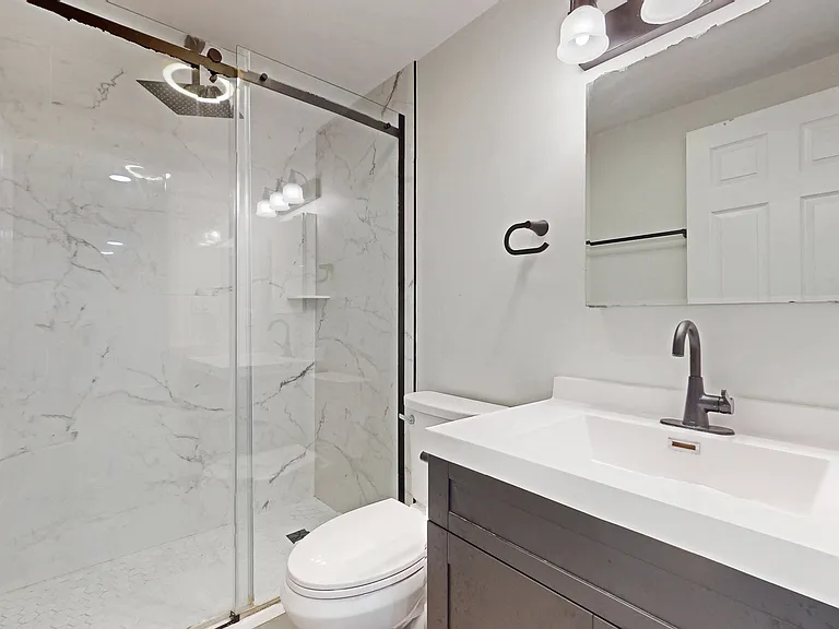 2437 Sir Barton Ln — Photo 28