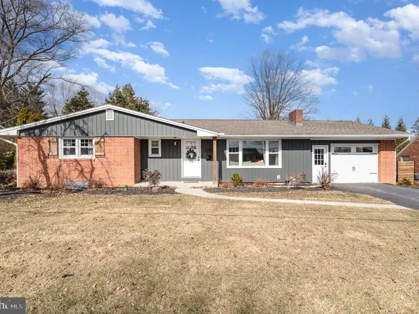 205 Adam Dr, Lebanon, PA 17042