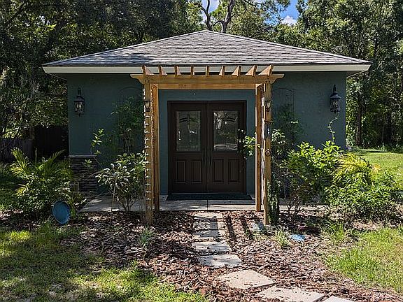 Guest house front