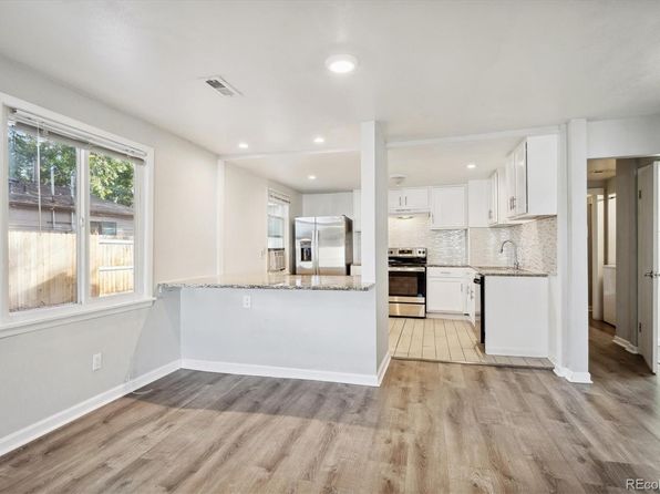 denver-colorado-130271671 picture