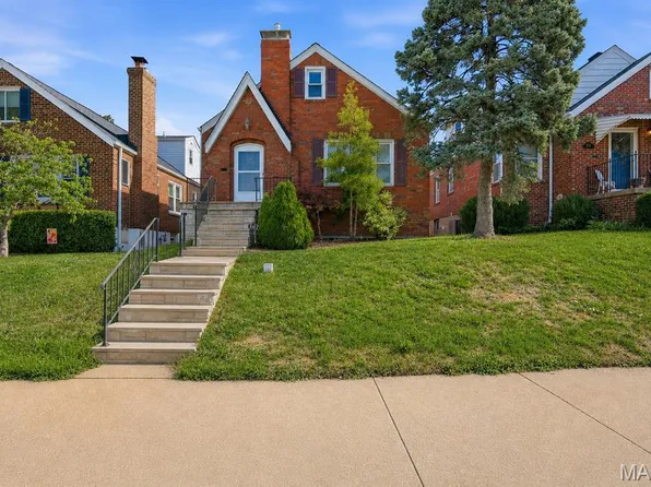5621 Pernod Ave, Saint Louis, MO 63139