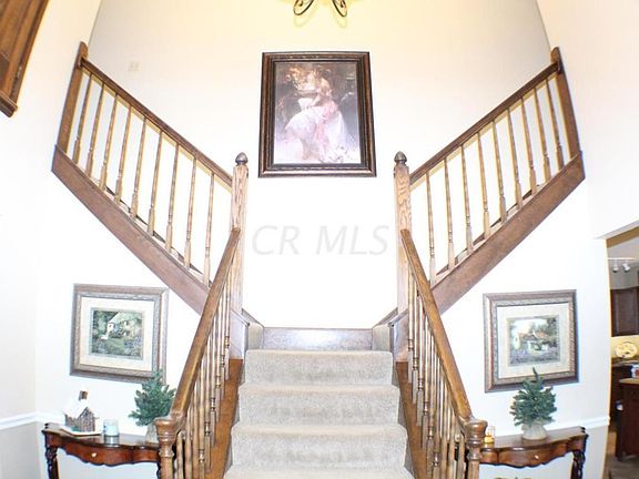 3rd image of 21530 Beechwood Rd