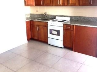 1302 Young St APT B, Honolulu, HI 96814