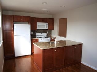 7033 Voigt Rd, Philadelphia, PA 19128