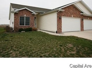 2700 Whiteside Xing, Springfield, IL 62711