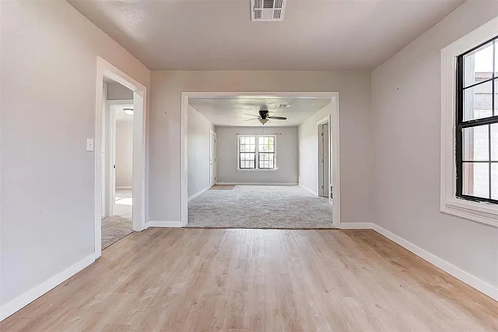 3 bed, 1064 sqft, $1,300 — Photo 3
