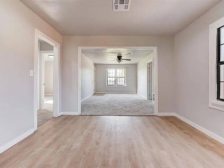 2109 NE 15th St — Photo 3