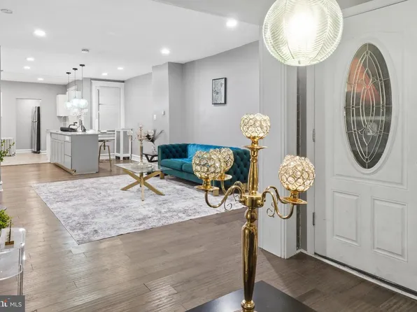 1758 S Avondale St, Philadelphia, PA 19142